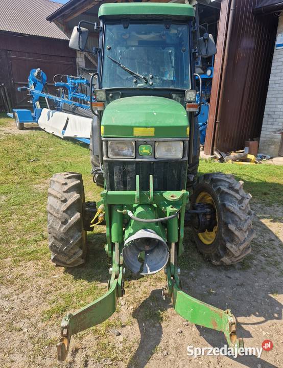 John deere 5400N sadowniczy John Deere Ostrowiec Świętokrzyski