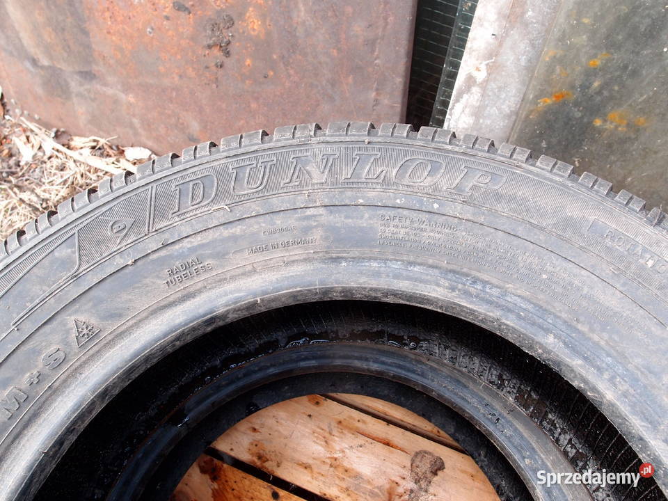 Opony zimowe 19565 R15 2 Dunlop i 2 Kleber Łódź