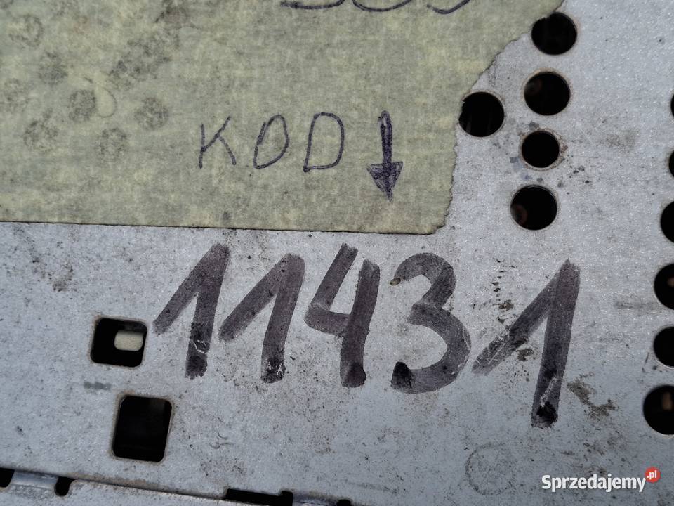 MERCEDES AKLASA W168 RADIO ORYGINALNE Z KODEM sprzedam