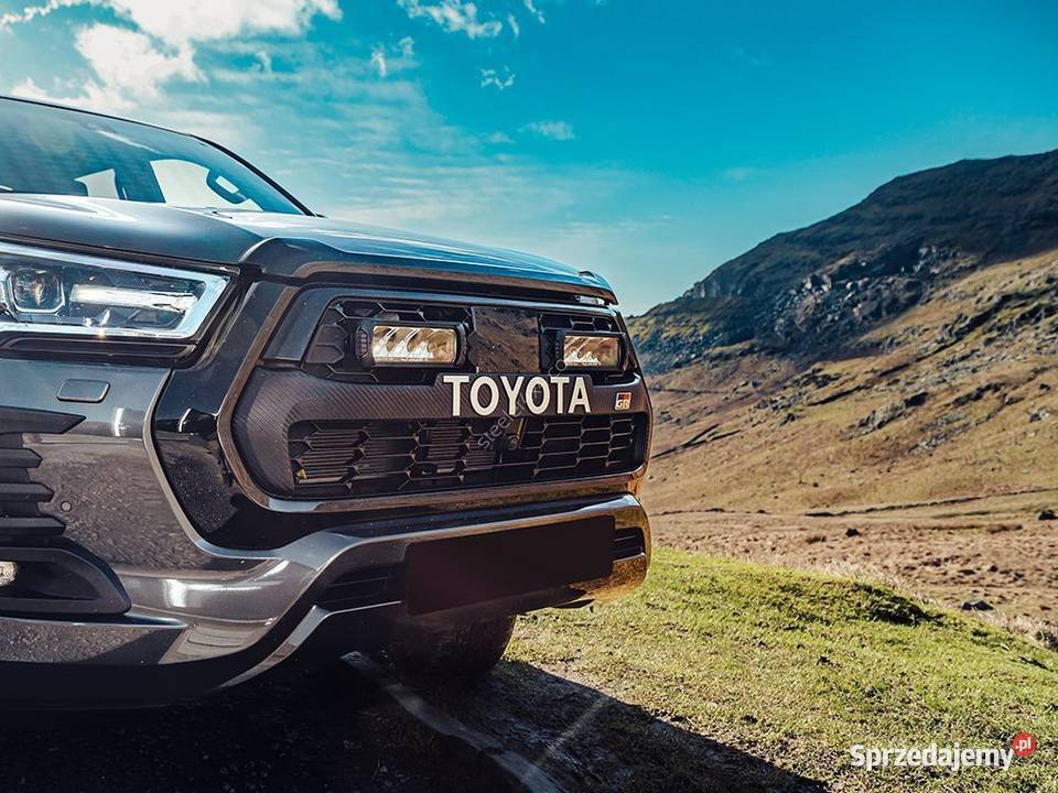 Zestaw lamp LAZER TRIPLER 750 Elite Toyota Hilux Pasłęk sprzedam