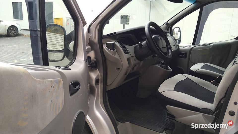 renault trafic 25 diesel 7 osobowy klima Szczecin