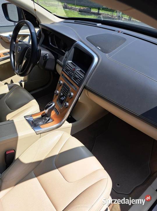 SPRZEDAM VOLVO XC60