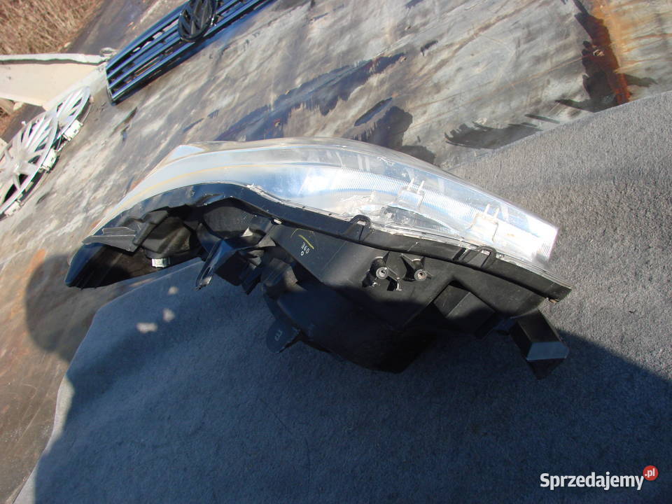 Toyota Land Cruiser J150 reflektor prawy ORG Lampy przednie sprzedam