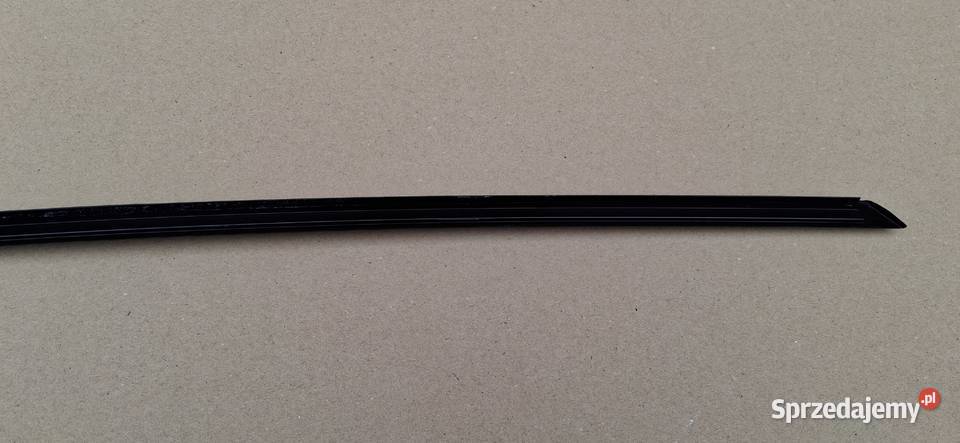 MERCEDES CKLASA W205 KOMBI LISTWA DRZWI SZYBY lubuskie Bieleń sprzedam