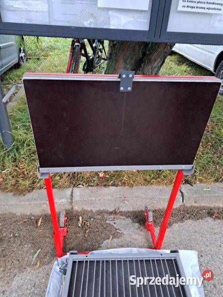 Wlot do gołębnika Płońsk