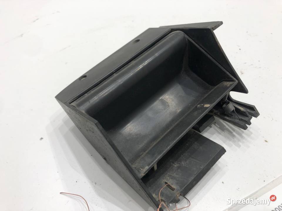 KLAMKA KLAPY TYŁ LAND ROVER FREELANDER I osobowe sprzedam