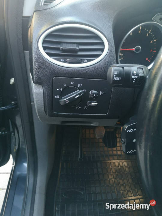 Ford Focus 18 16v 125 Klimatyzacja Elektryka Rok produkcji 2008 Strzegom