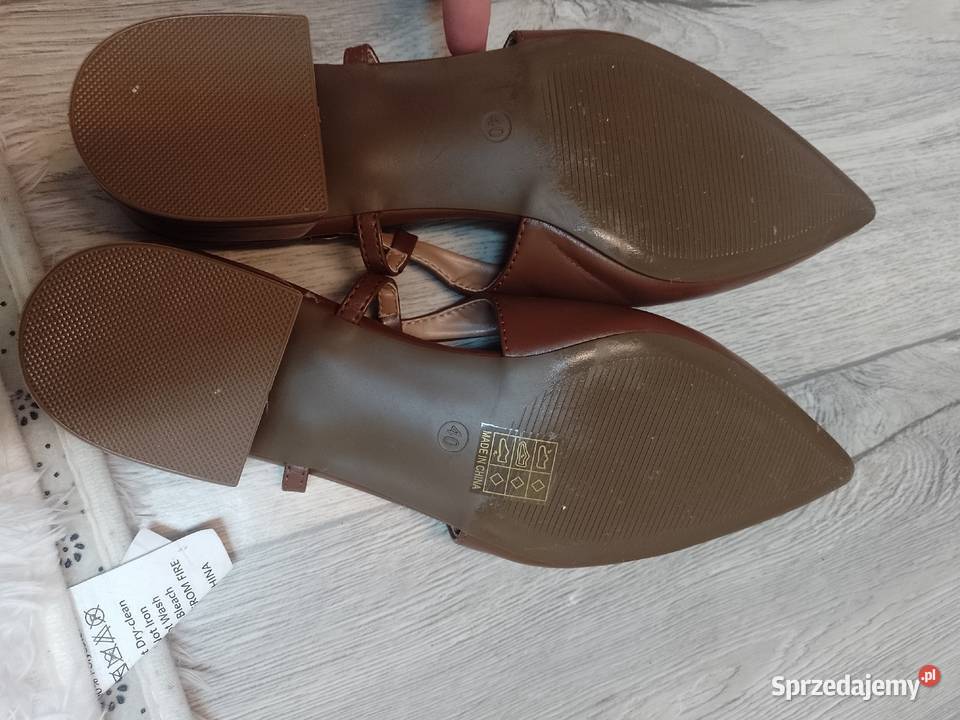 3940 Brązowe baleriny czółenka wieczorowe z 25cm Kraków