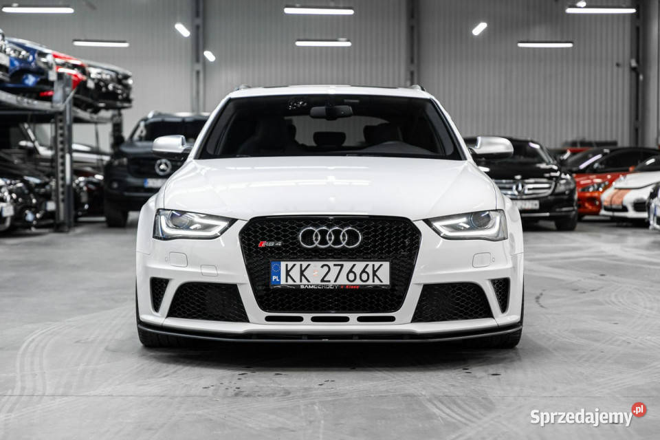 Audi RS4 Biały kruk nowa Panorama BO nieuszkodzony Węgrzce