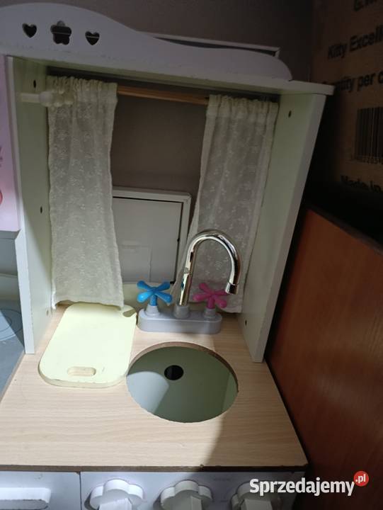 kuchnia drewniana dziewczynki Poznań