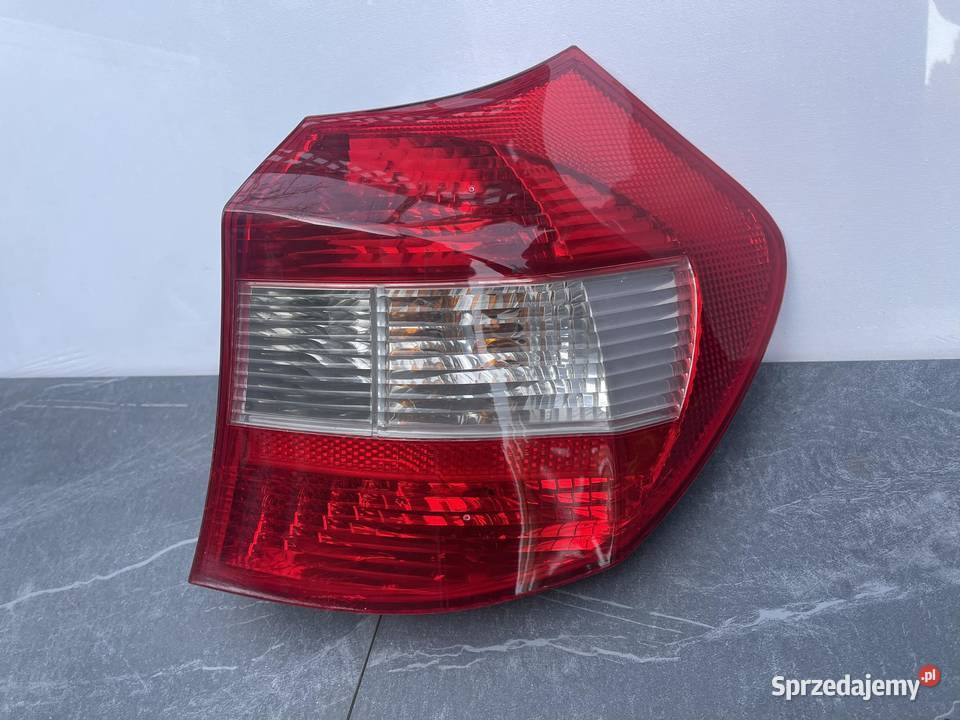 BMW 1 E87 PRAWA LAMPA TYŁ wielkopolskie Ostroróg sprzedam