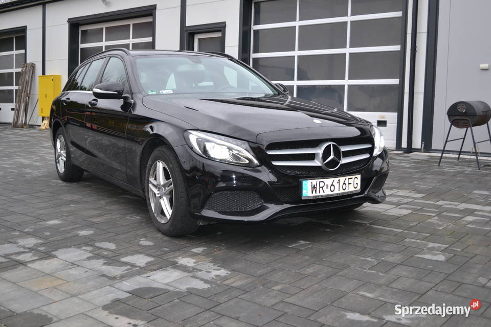 C 200 BlueTEC d T 7GTRONIC Avantgarde światła LED Radom