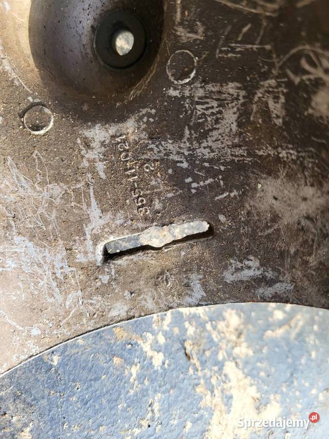 OSŁONA POKRYWA GAŻNIKA SILNIKA JAWA PERAK Rybnik