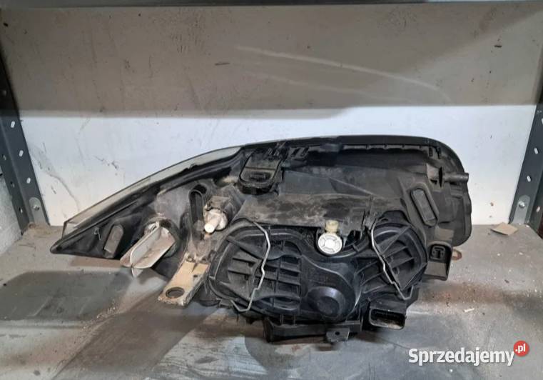 Lampa przód przednia Reflektor Lewy lewa BMW 1 osobowe Chrząstów