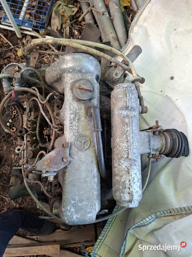 Mercedes W115 silnik 200D osobowe śląskie Częstochowa