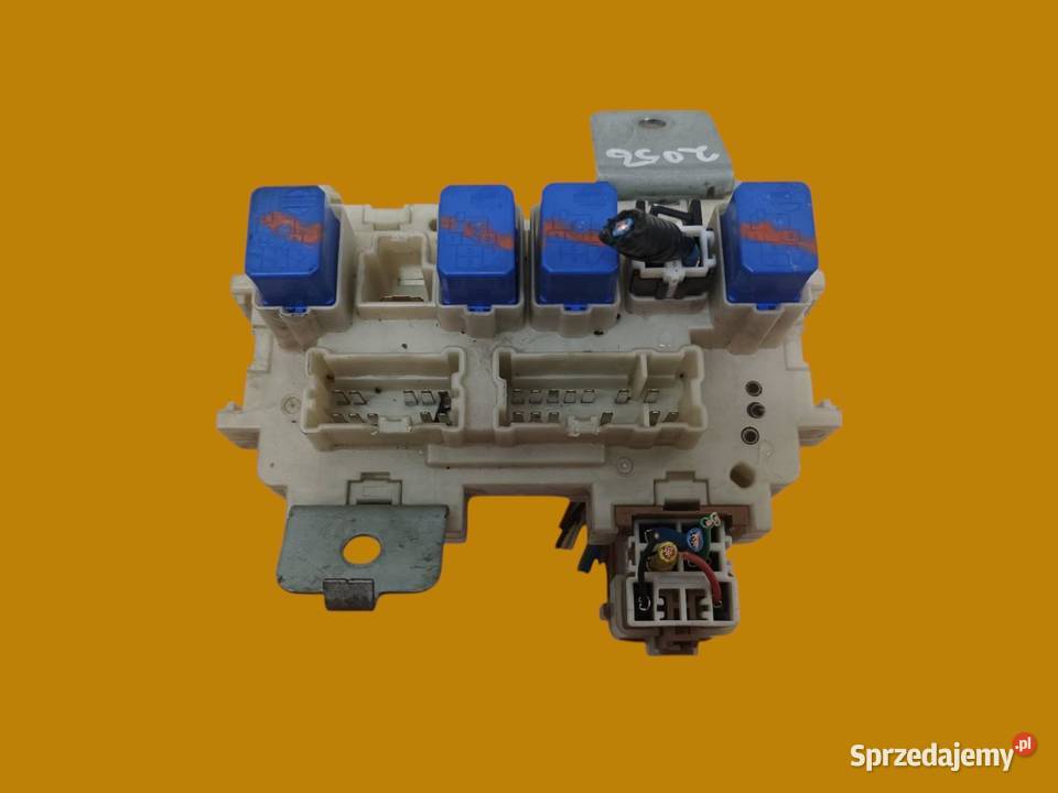 SKRZYNKA BEZPIECZNIKÓW C0230 JY00A 8E24 Renault Skrzynki bezpieczników sprzedam