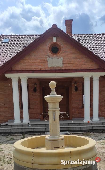 Stylowa fontanna z piaskowca do oryginalnego Kamienna Góra