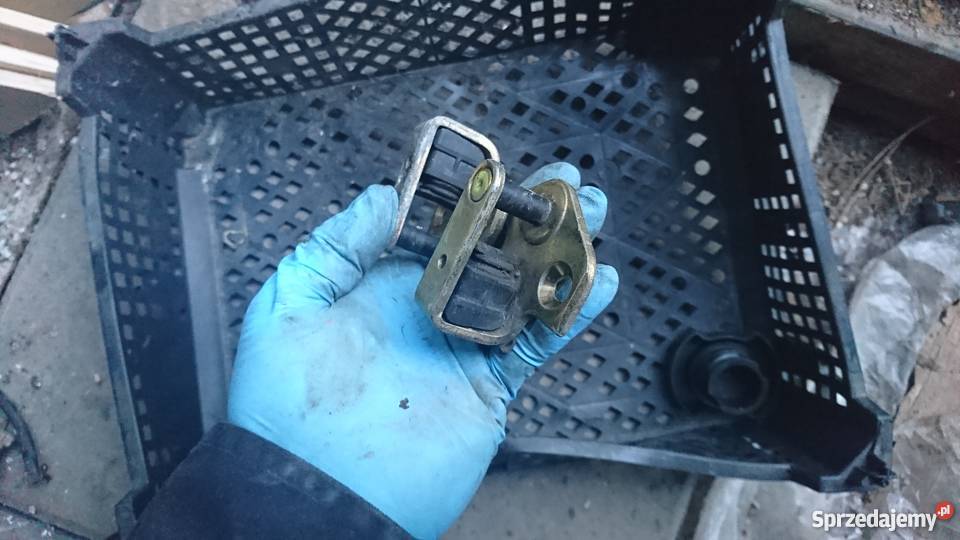 Ford Mondeo 2001 czujnik zamknięcia zamka Chmielnik