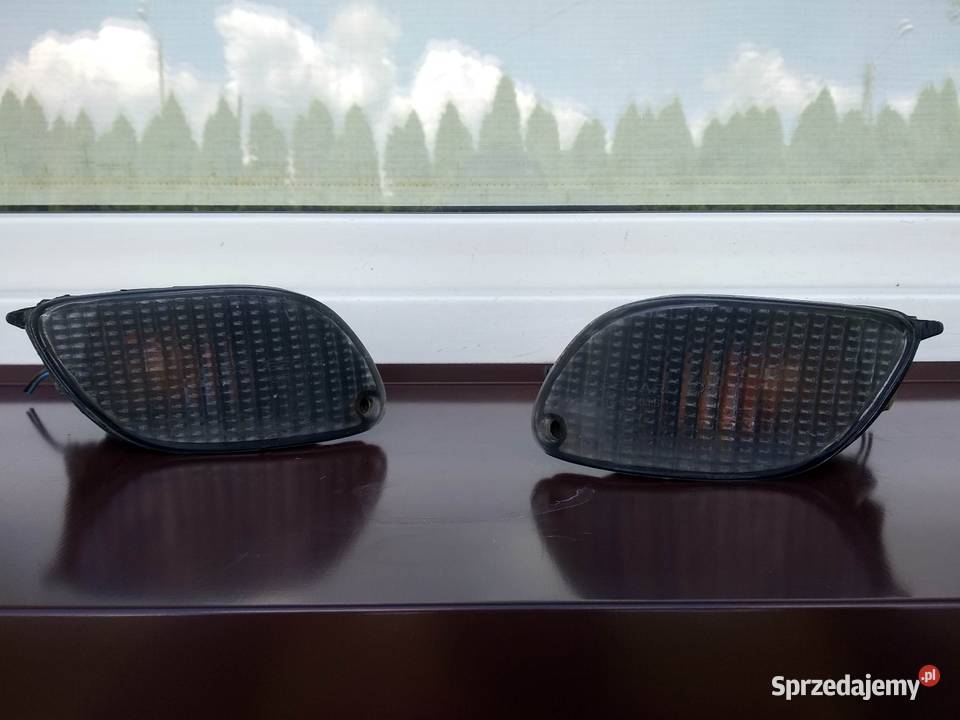 Ford Focus MK1 przedlift kierunkowskazy przednie Sieradz