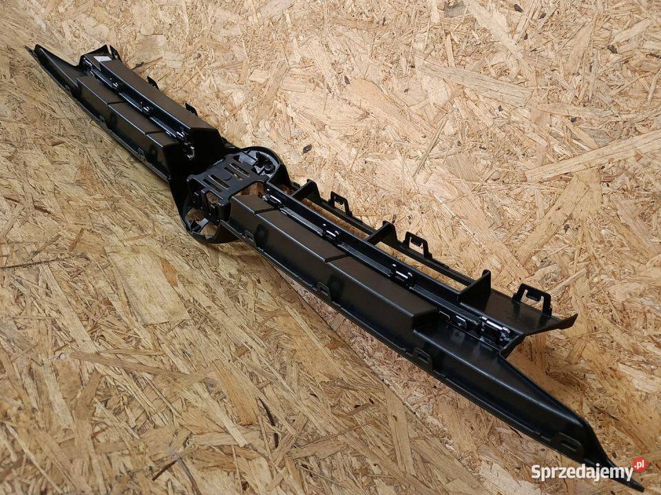 VW POLO IV KRATKA GRILL ATRAPA CHŁODNICY osobowe Pleszew