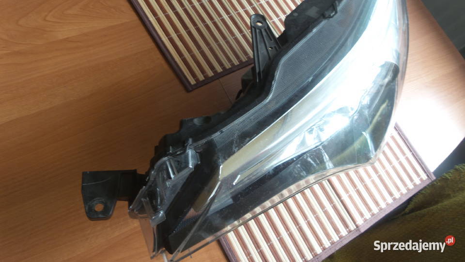Toyota Avensis T29 soczewka Led lampa przednia Łódź