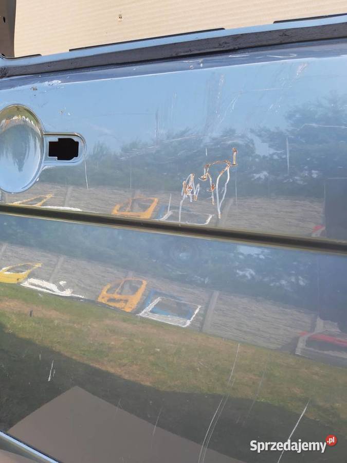 VW T5 T5 LIFT DRZWI LEWE PRZESUWNE 7H0843107 Trzciel