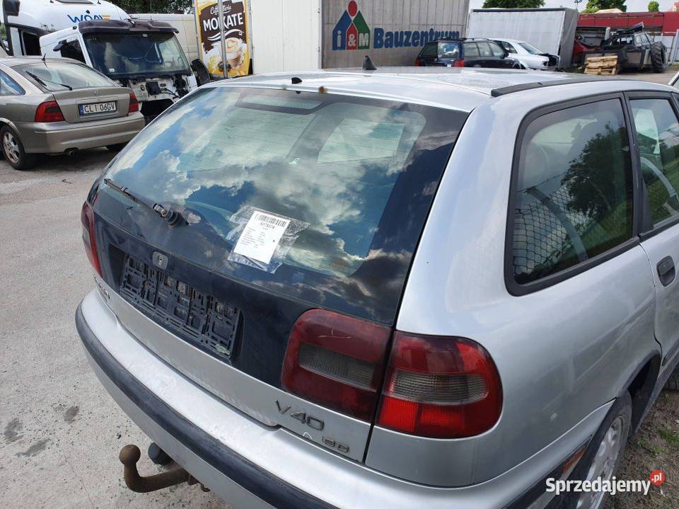 KLAPA VOLVO V40 32973 osobowe Lipno sprzedam