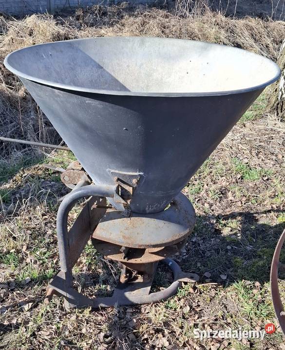 Siewnik lejowy do nawozu Rozsiewacze nawozów Dębołęka