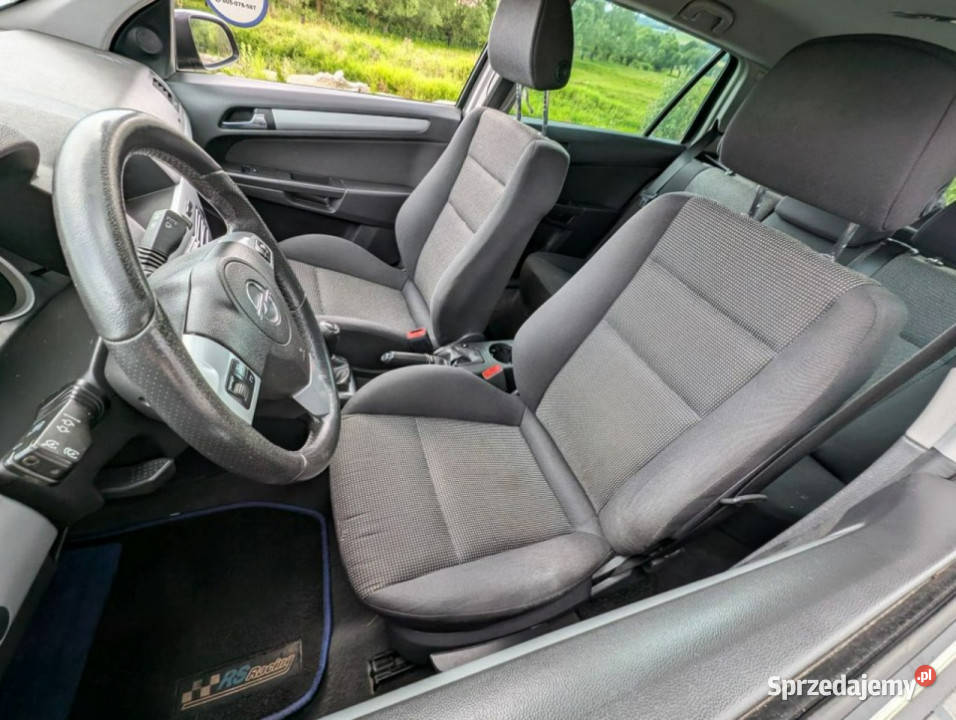 Opel Astra 16 benzyna XENON H 20042014 Kamienna Góra