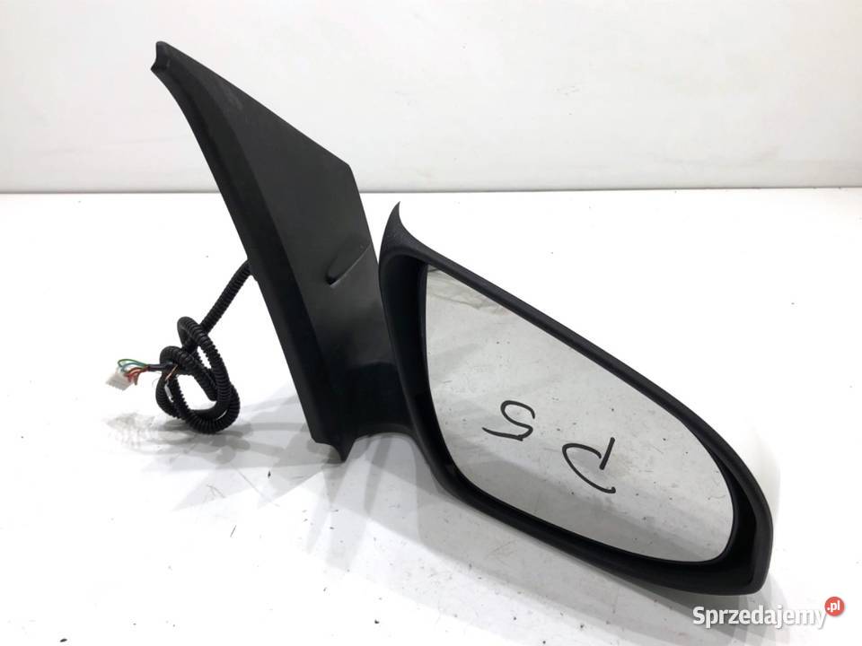 LUSTERKO PRAWY TOYOTA AYGO II Hatchback Solid