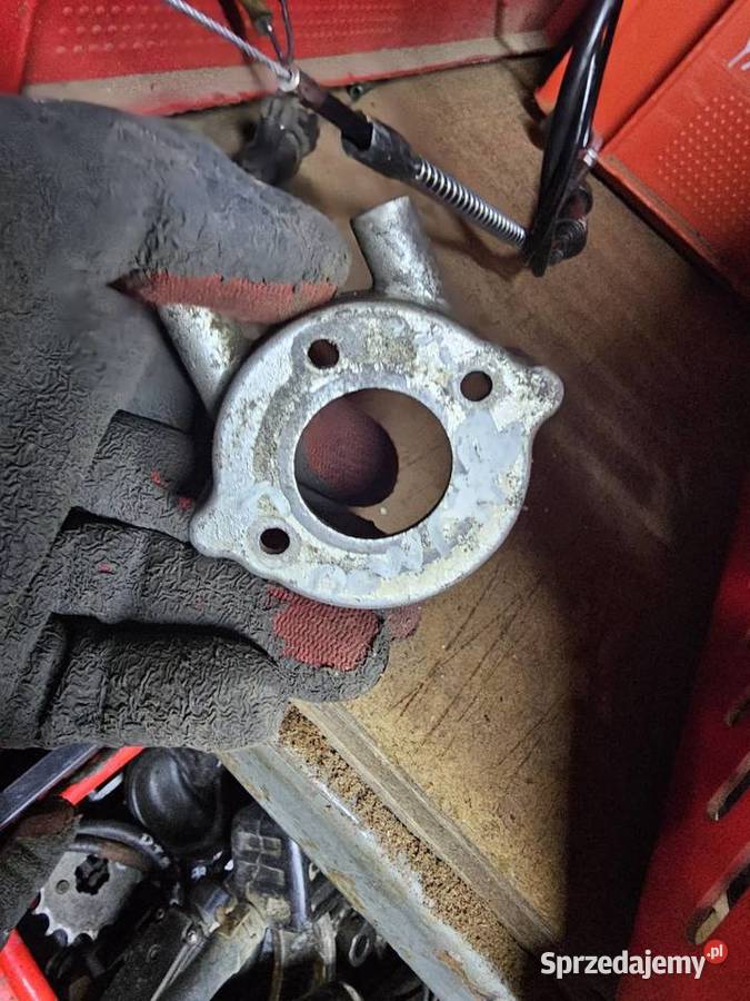 Yamaha DT 125 TZR uchwyt mocowanie linek zaworu Jelenia Góra