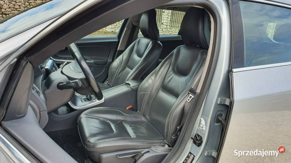 Volvo V60 16d D2 115 OCEAN RACE Navi Climatronic świętokrzyskie Chmielnik sprzedam