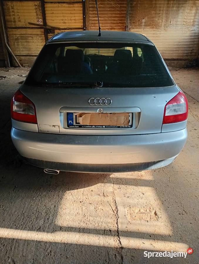 Audi A3 20 benzyna jeżdżący Całość na czesci lubelskie Zamość