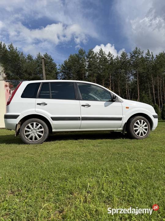 Ford Fusion nieuszkodzony Bliżyn