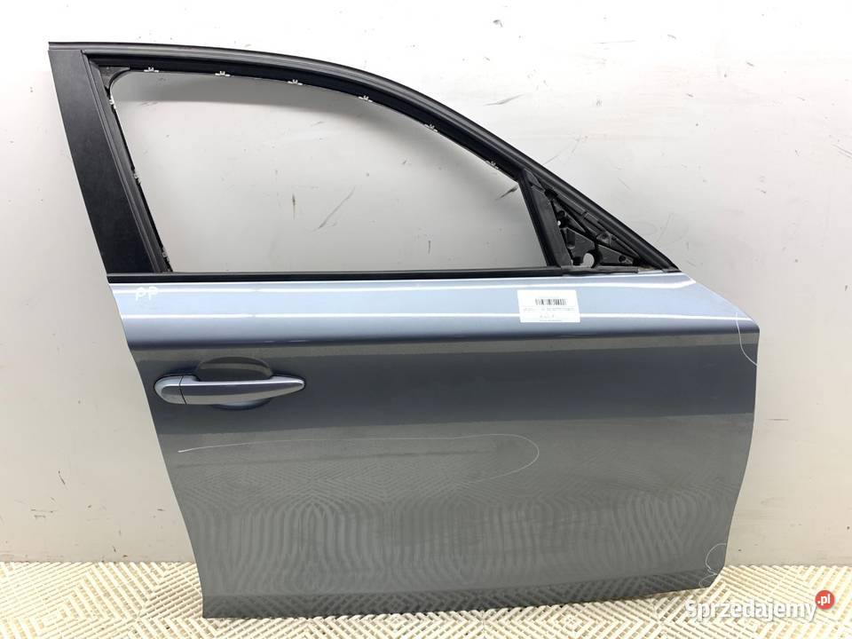DRZWI PRAWY PRZÓD BMW E87 Hatchback 0313