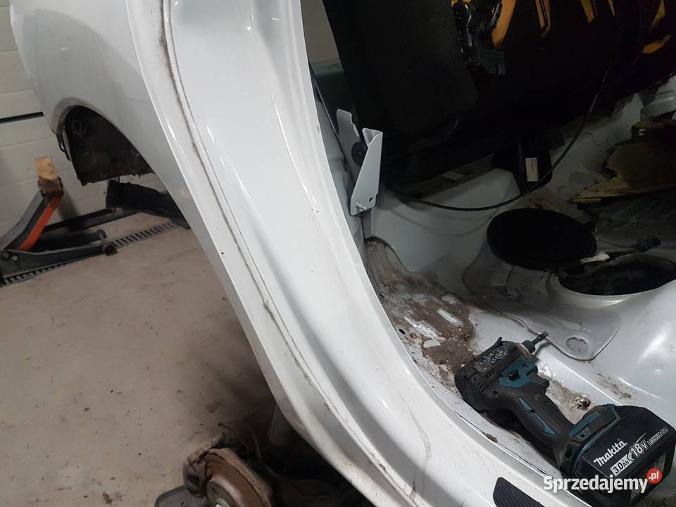 PEUGEOT 3008 I BLOTNIK PRAWY TYL CWIARTKA TYLNA Turkowice