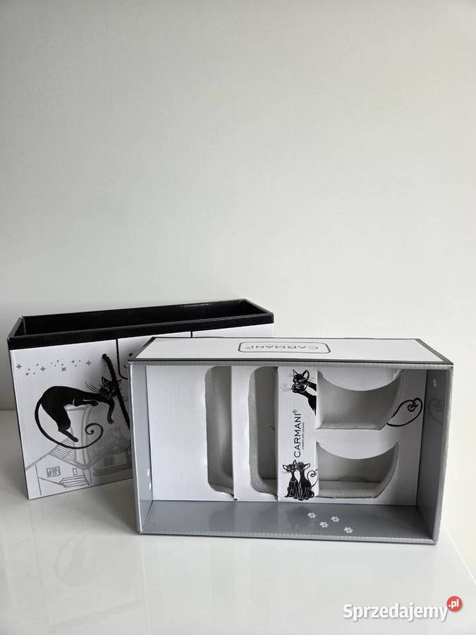 2 białe filiżanki w czarne koty ze spodkami Liszki