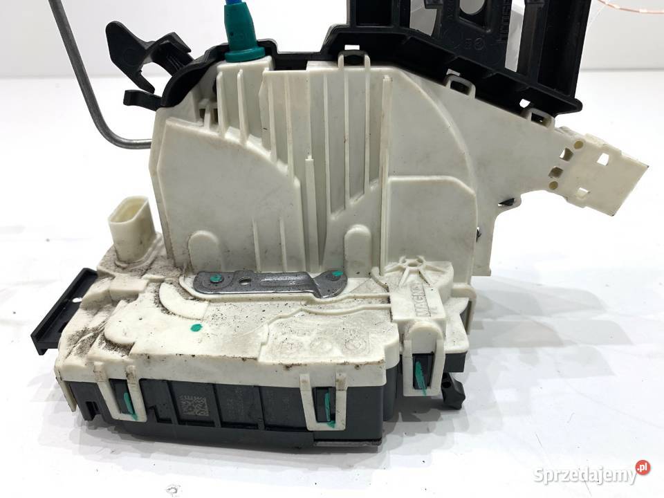 ZAMEK DRZWI PRAWY TYŁ MERCEDES W176 Hatchback podkarpackie sprzedam