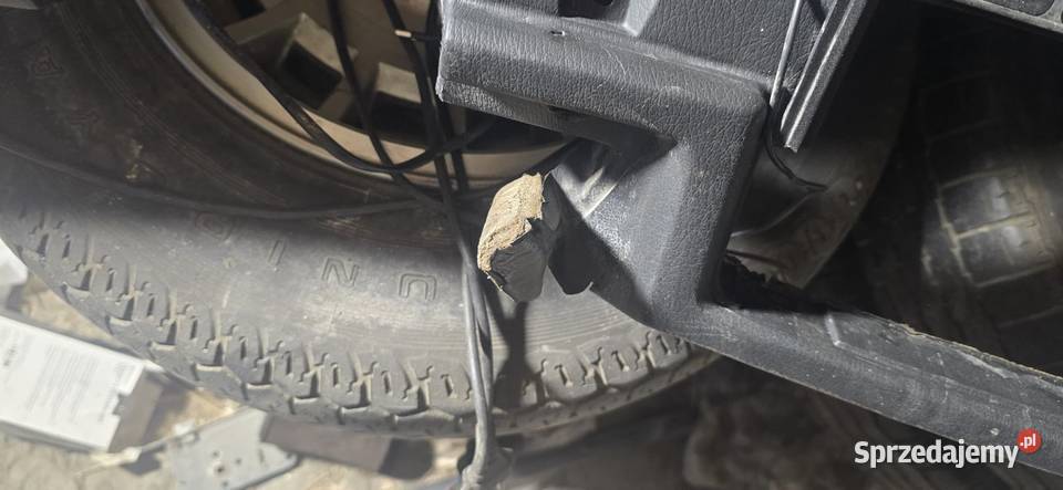 Sprzedam kokpit widoczny na zdjęciu klapę Radzionków