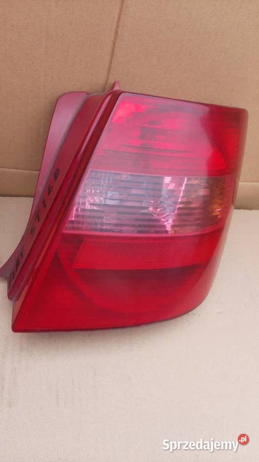 lampa tylna prawa lewa Fiat Stilo HB 5 drzwi Dębno sprzedam