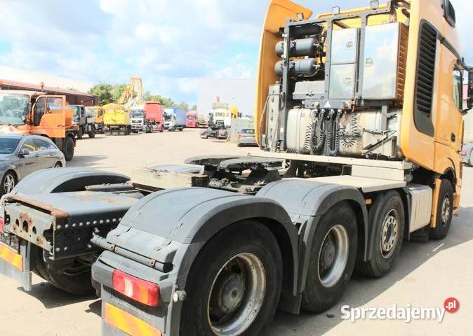 Ciagnik siodlowy 65 tonowy Mercedes Eur 6 Warszawa