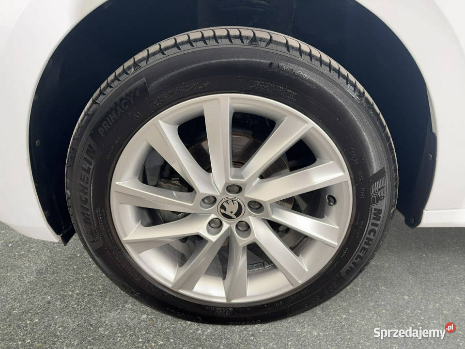 koda Kamiq VAT 23 Selection 15TSI 150 M6 2024 r relingi dachowe małopolskie Myślenice sprzedam