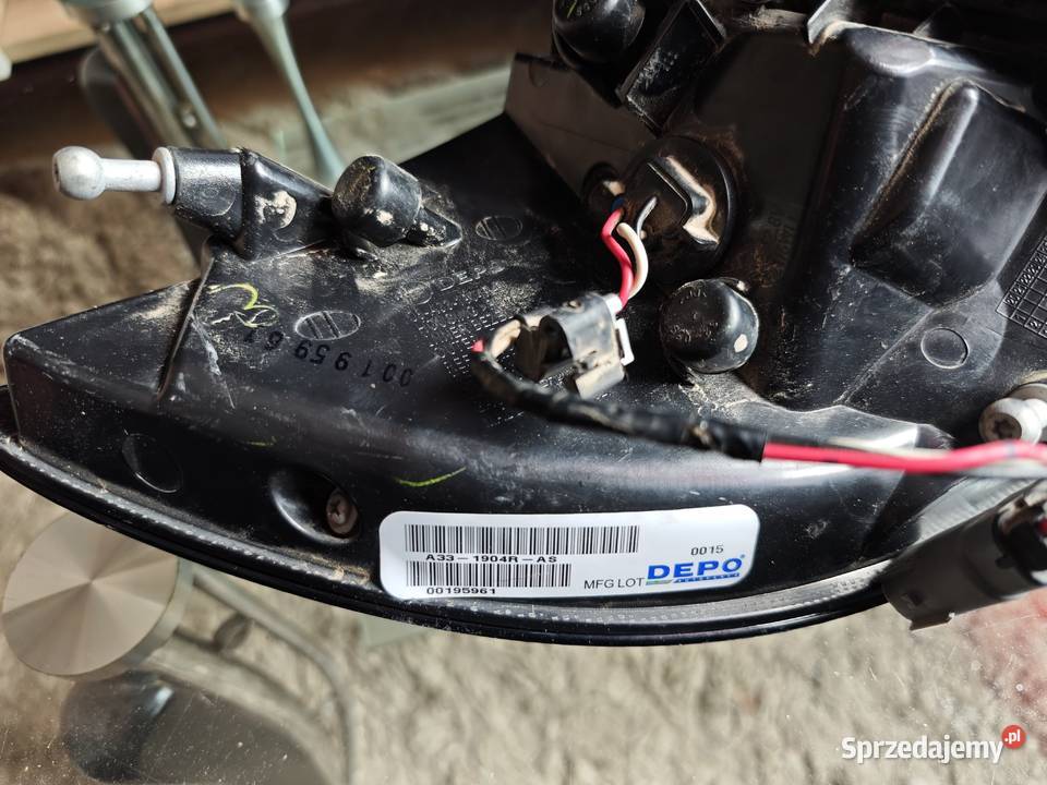 Lampa tył prawy Chrysler Pacyfica 16 Nowy Wiśnicz