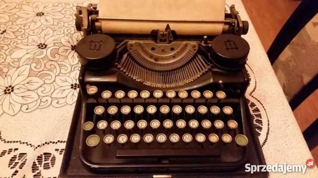 Zabytkowa maszyna do pisania Underwood z 1942 r Kraków