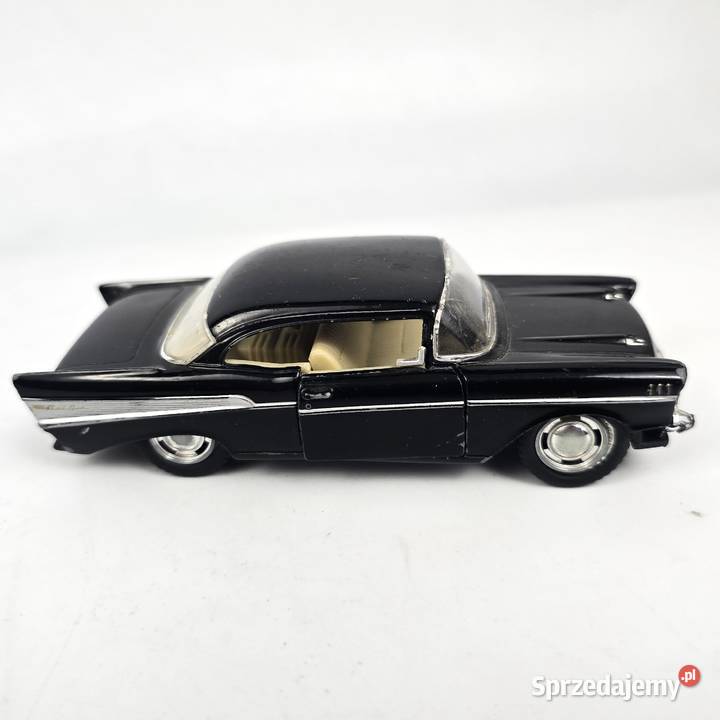 Metalowy model samochodu Chevrolet Bel Air skala