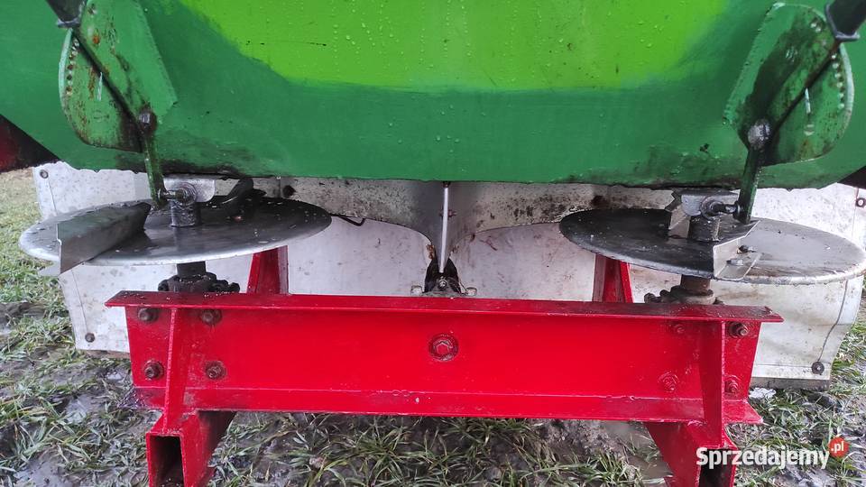 rozsiewacz nawozu Strumyk Tytan 600l nieuszkodzony Kostrzyn