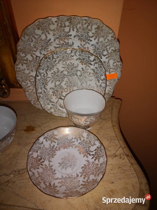 Filiżanka z talerzykiem deserowym Royal Vale