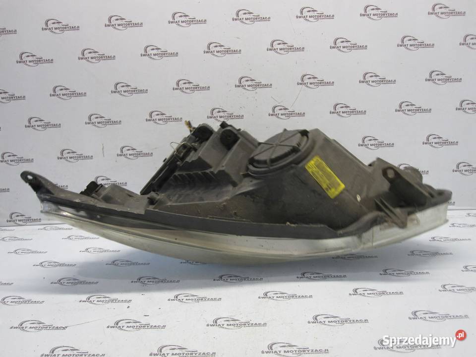 OPEL CORSA D lampa prawa przód 89391390 13186384 osobowe