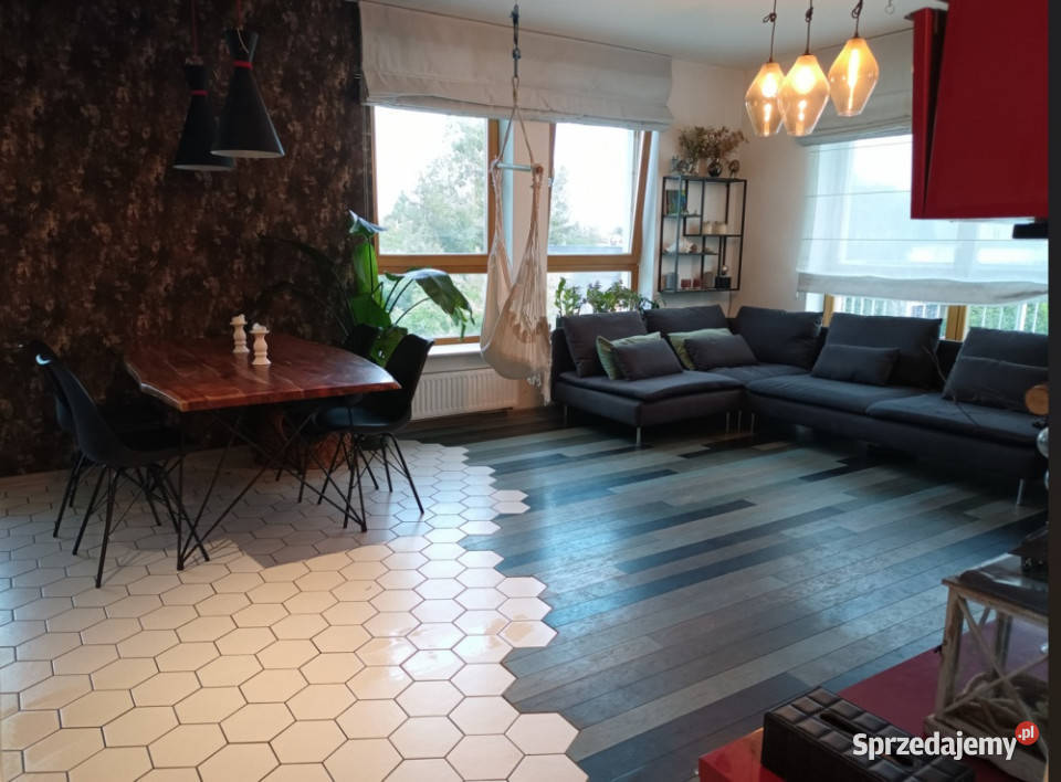 Piękny apartament z dużym tarasem i ogrodem na Warszawa