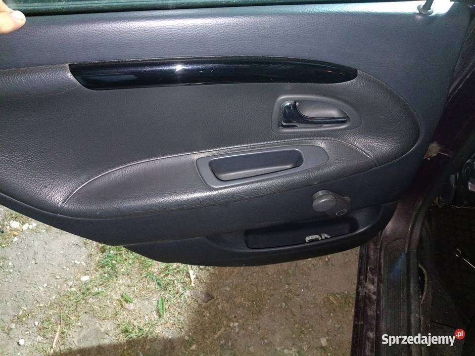 Volvo V40 19D 2002r NA CZĘŚCI kod lakieru 24713 4/5 lubelskie
